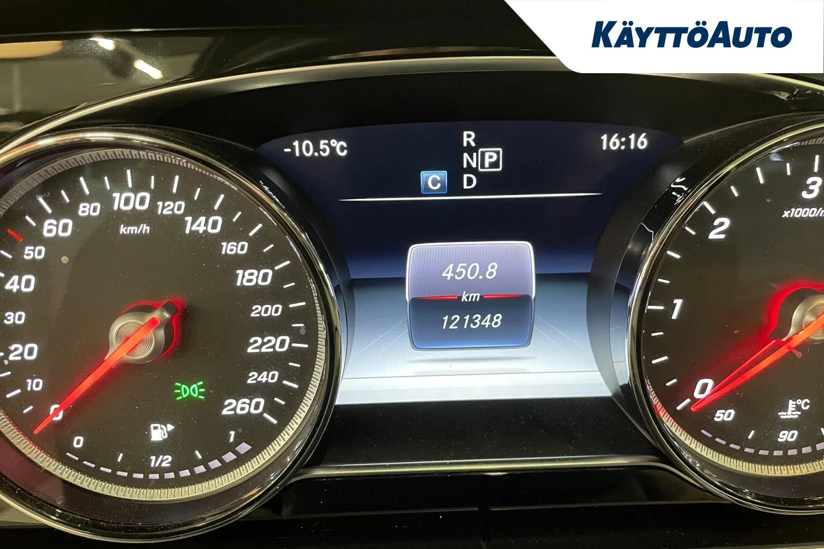 MERCEDES-BENZ E JKN-283 carousel image