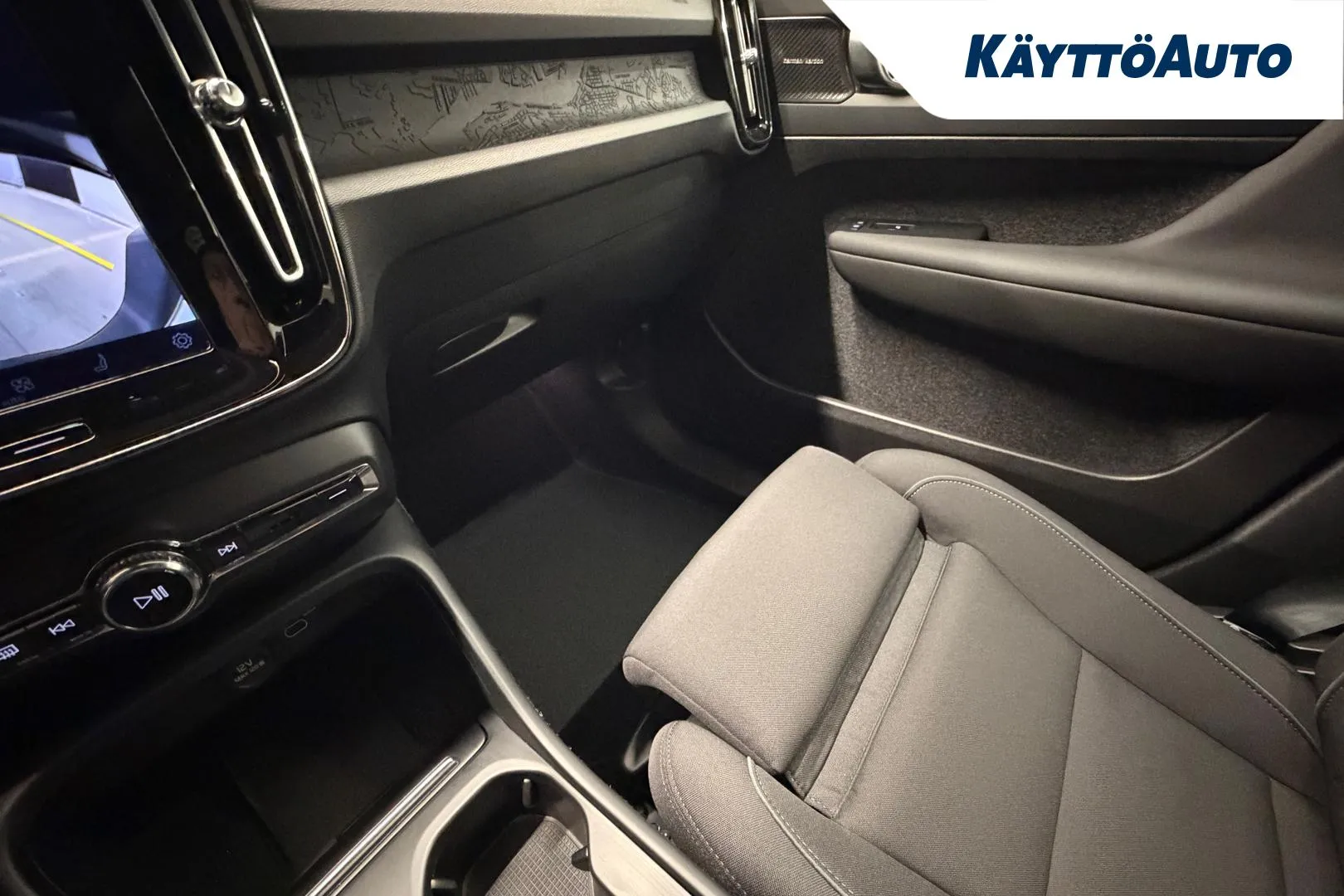 VOLVO EC40 LTP-480 carousel image