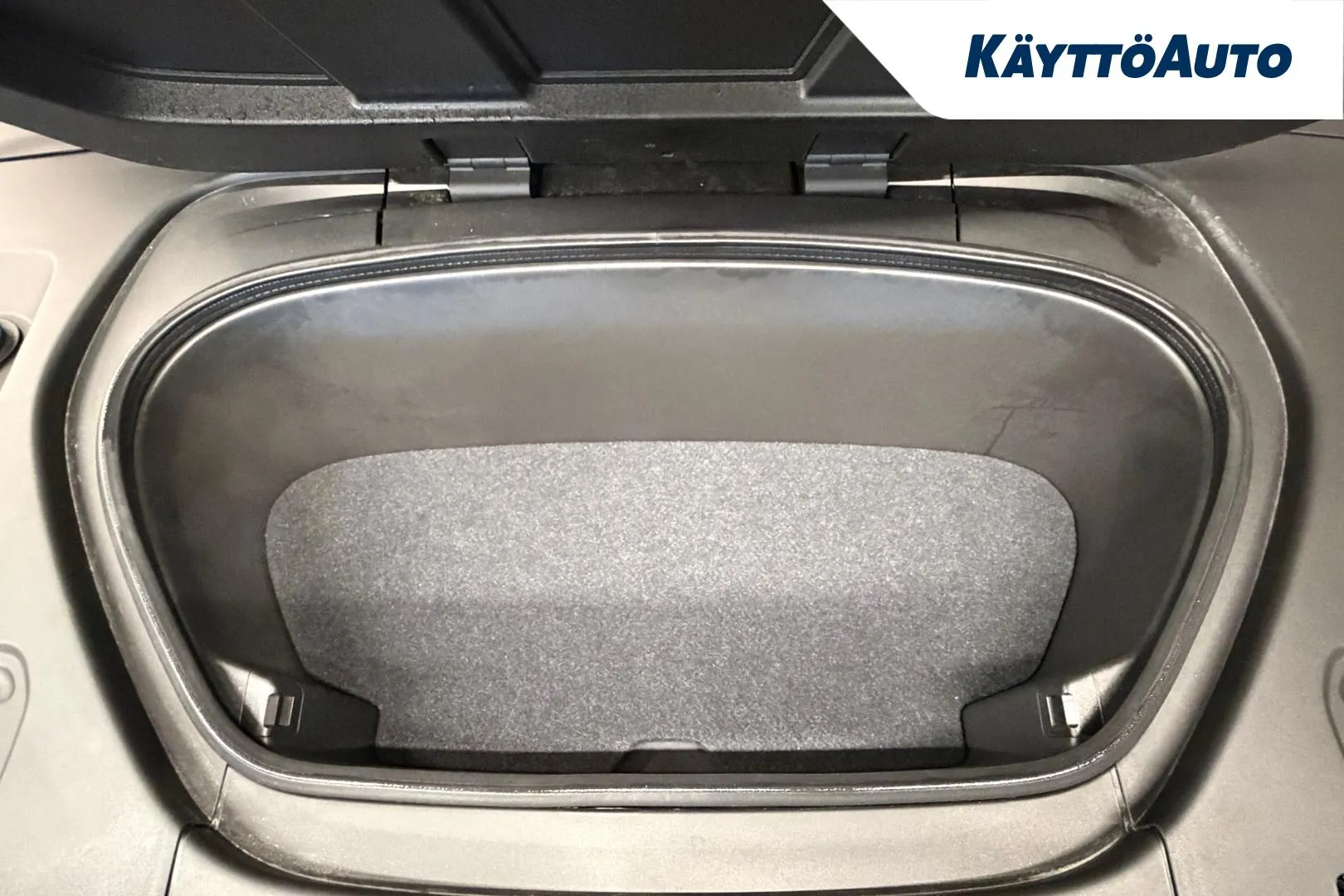 VOLVO EC40 LTP-480 carousel image