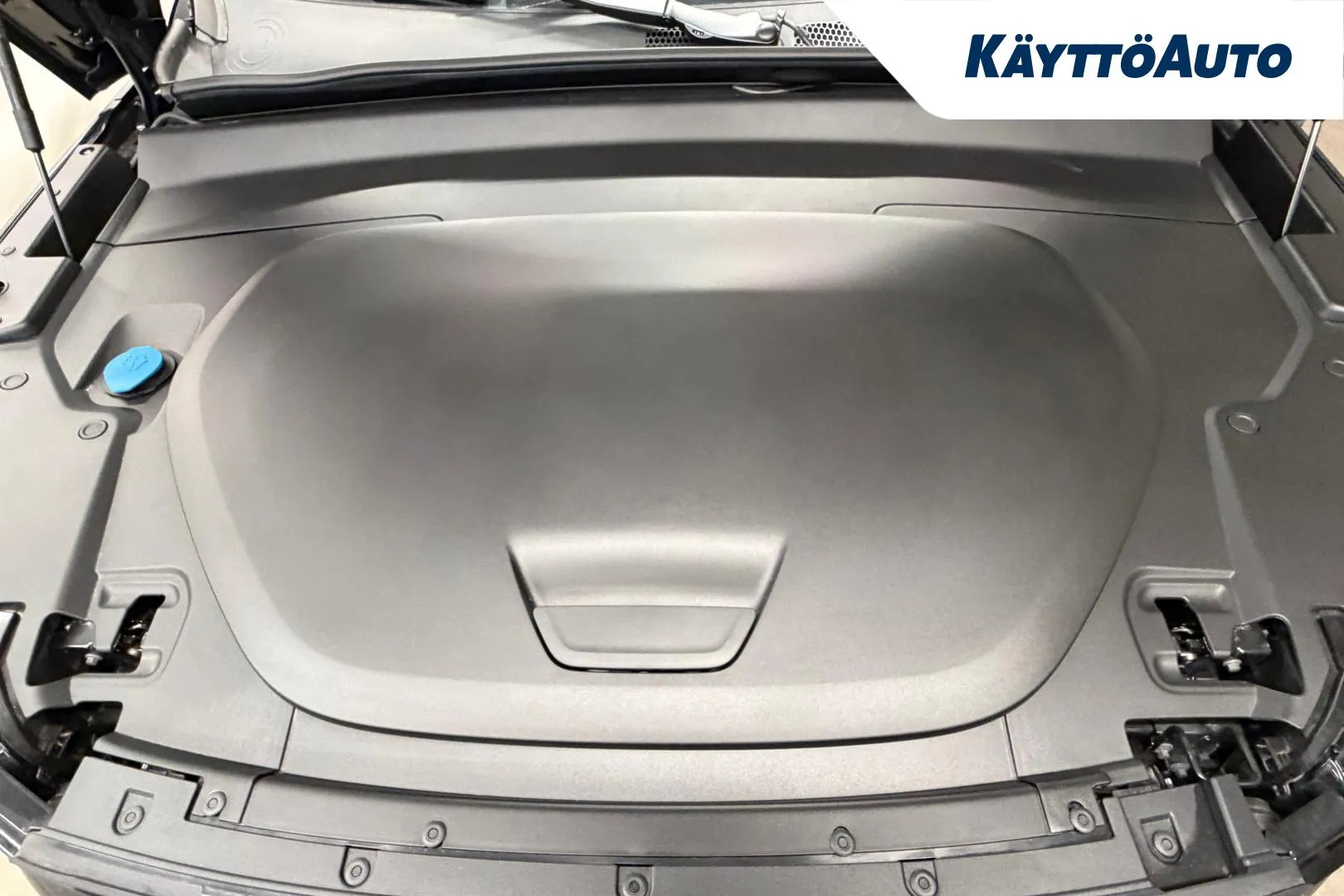 VOLVO EC40 LTP-480 carousel image