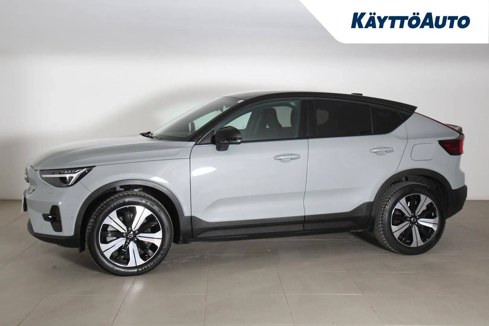 VOLVO EC40 LTP-481 carousel image