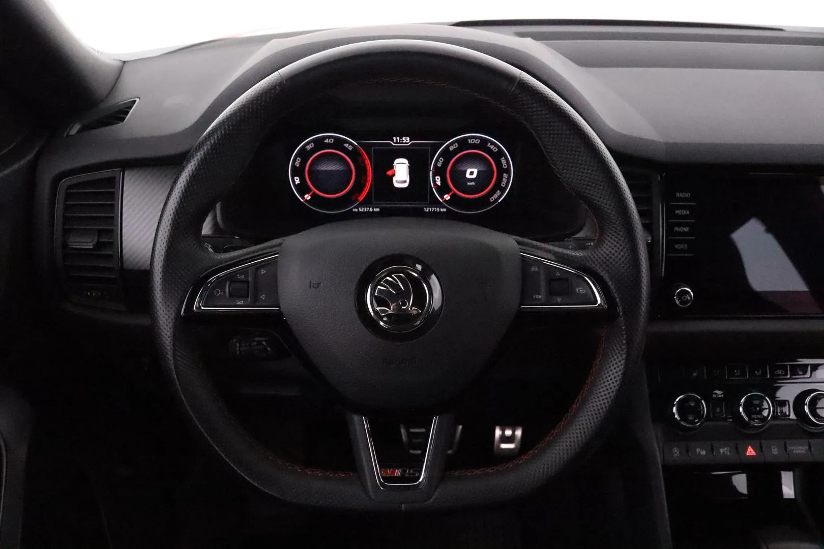 SKODA Kodiaq CMO-820 carousel image