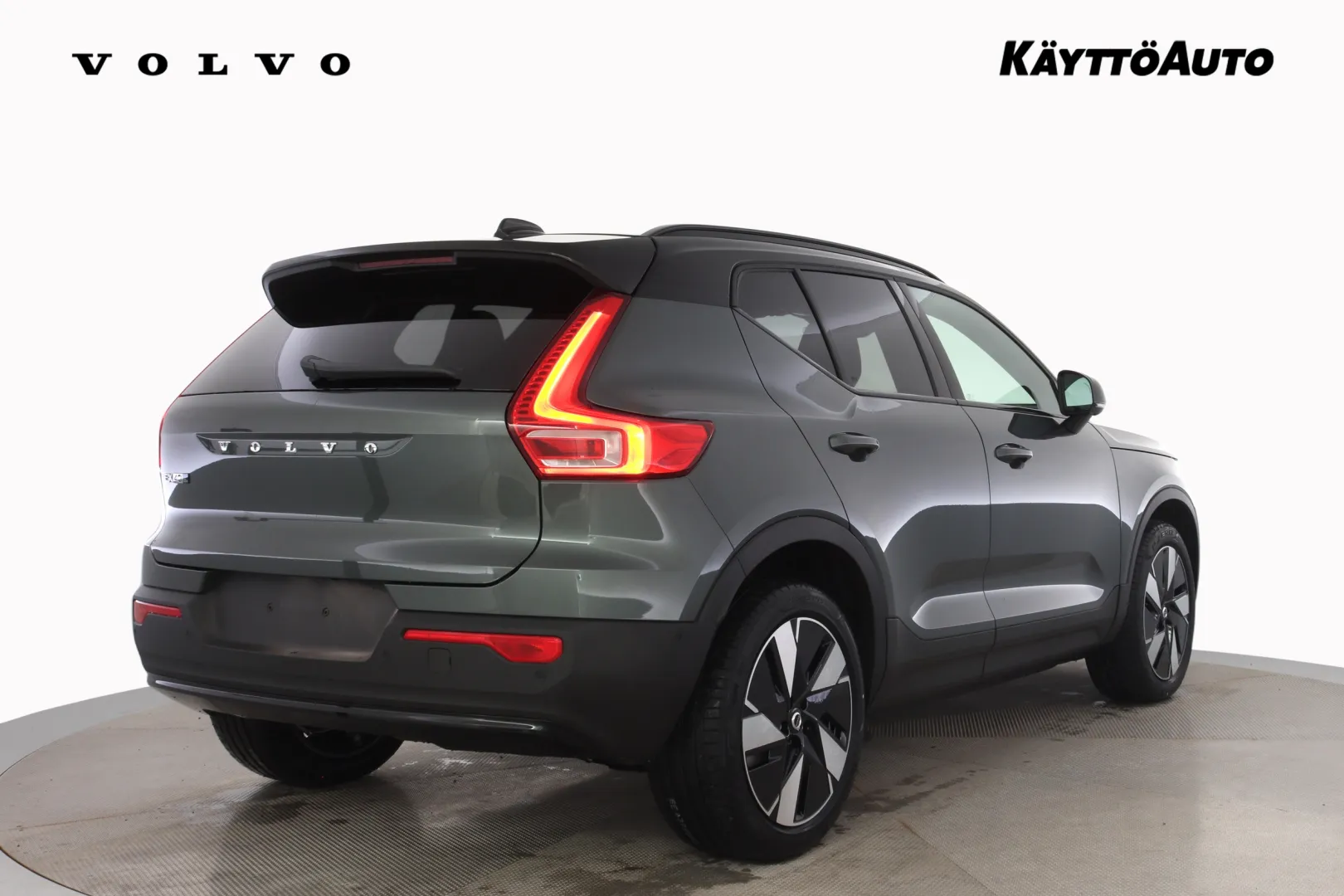 Volvo EX40 XTT-231 carousel image