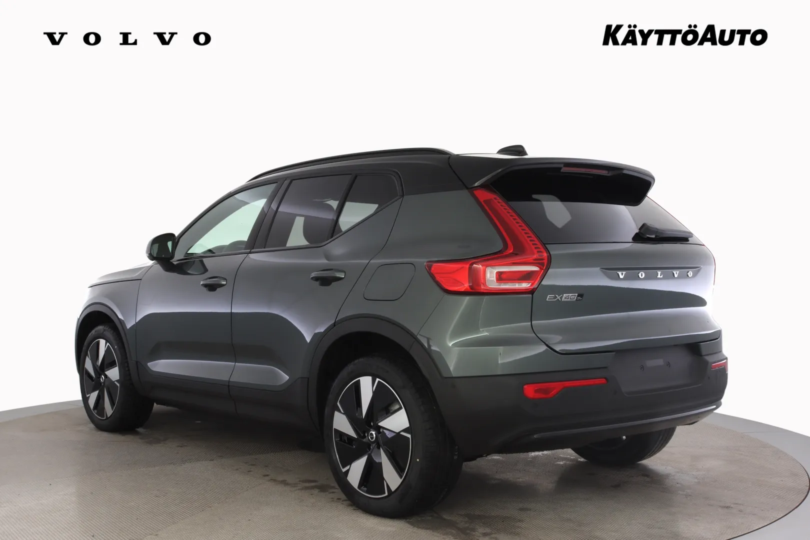 Volvo EX40 XTT-231 carousel image