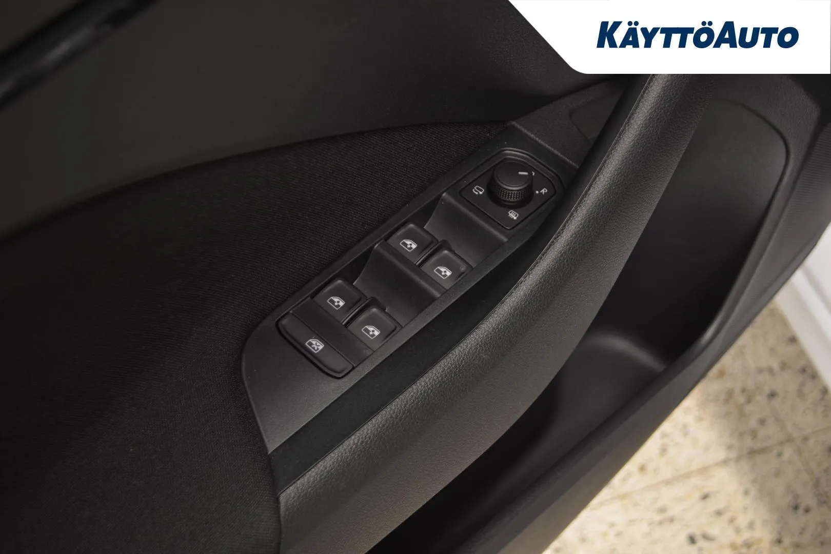 Skoda Kamiq NOI-999 carousel image