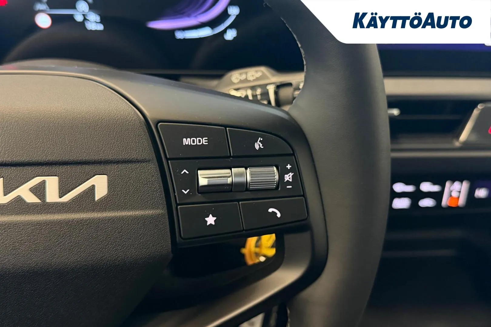 Kia Stonic RXS-112 carousel image