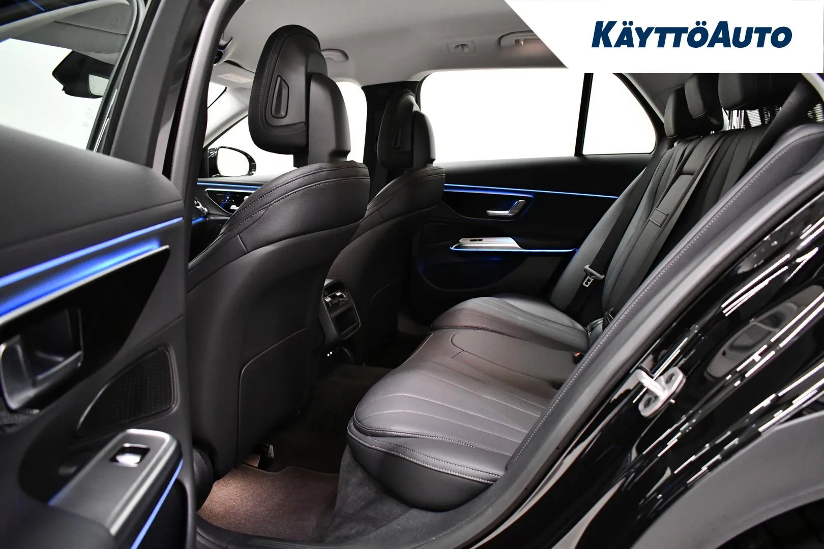 Mercedes-Benz E EVP-478 carousel image