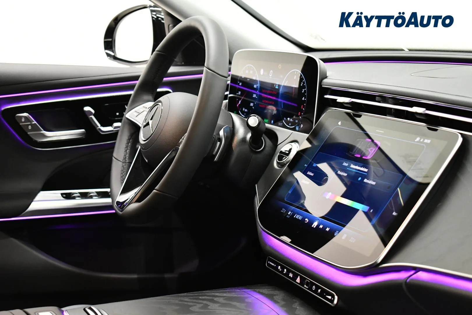 Mercedes-Benz E EVP-478 carousel image