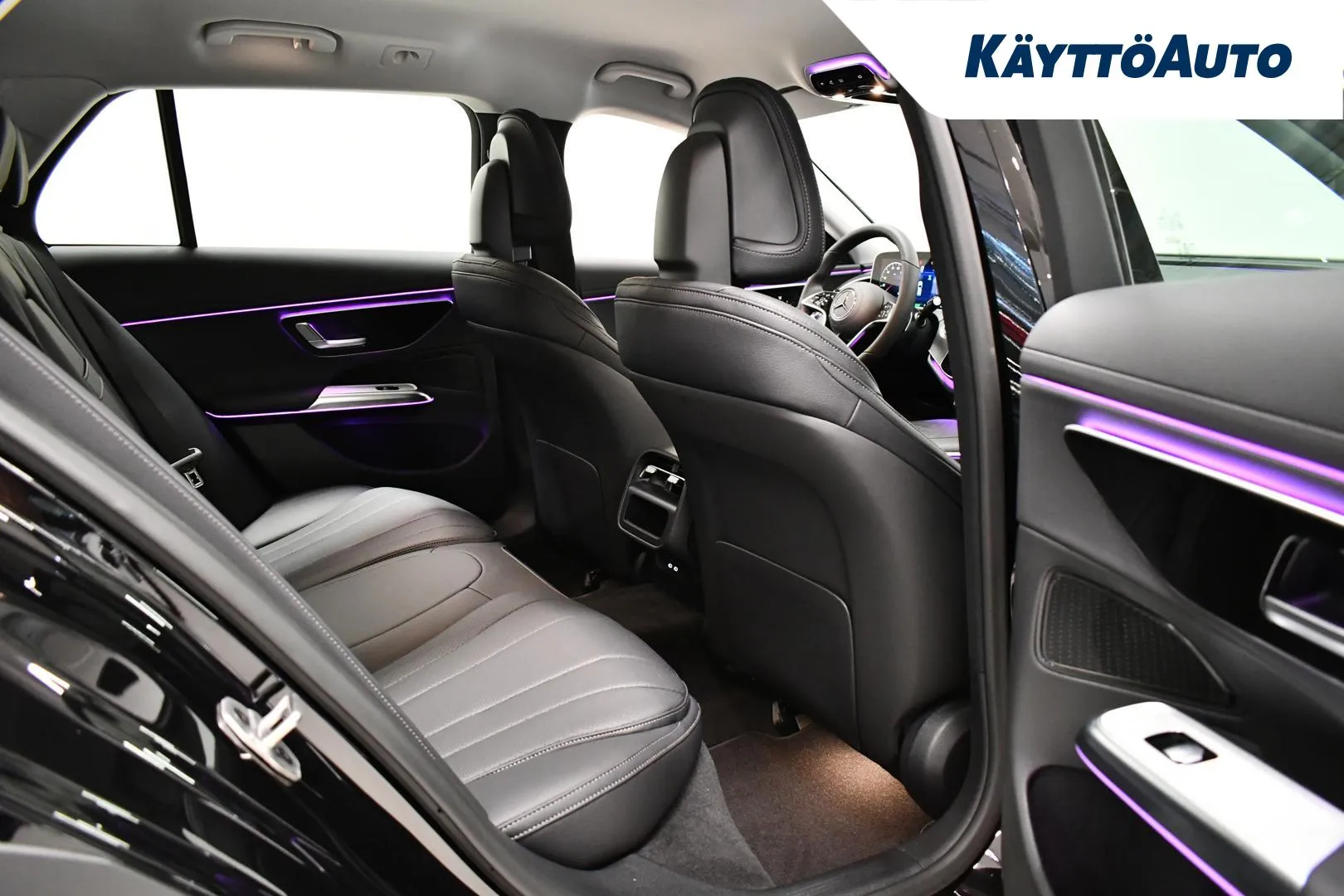 Mercedes-Benz E EVP-478 carousel image