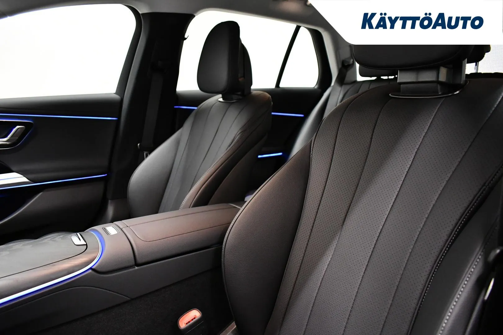 Mercedes-Benz E EVP-478 carousel image