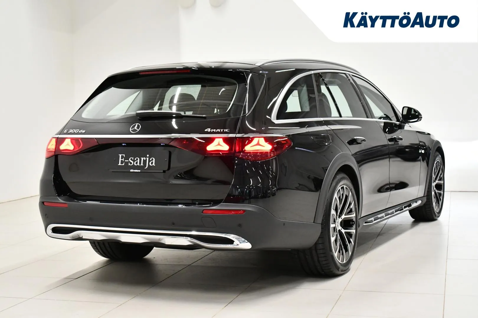 Mercedes-Benz E EVP-478 carousel image