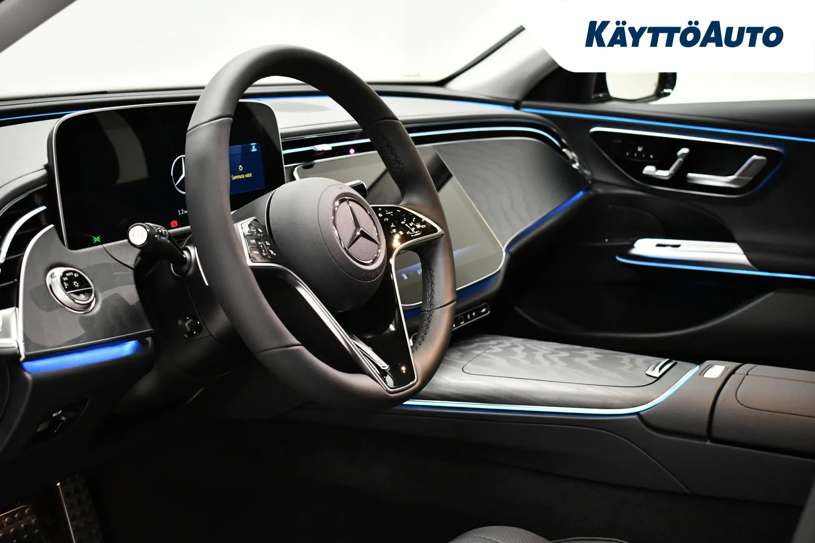 Mercedes-Benz E EVP-478 carousel image