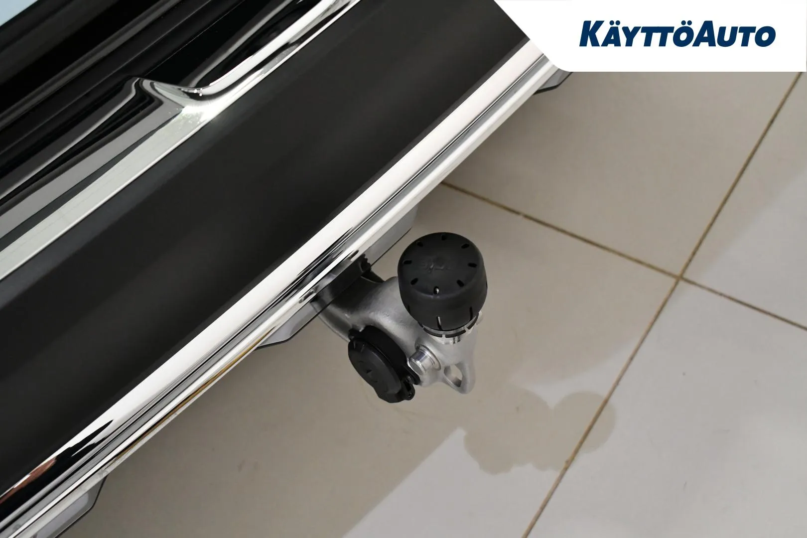 Mercedes-Benz E EVP-478 carousel image