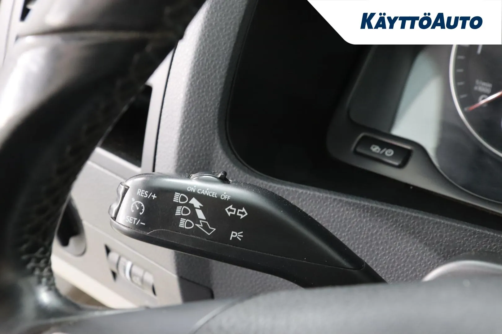 Volkswagen Transporter EMX-143 carousel image