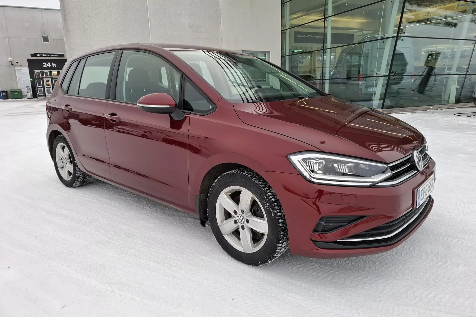 VOLKSWAGEN Golf Sportsvan EPE-557 carousel image