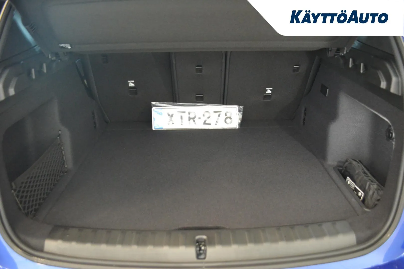 BMW iX1 XTR-278 carousel image