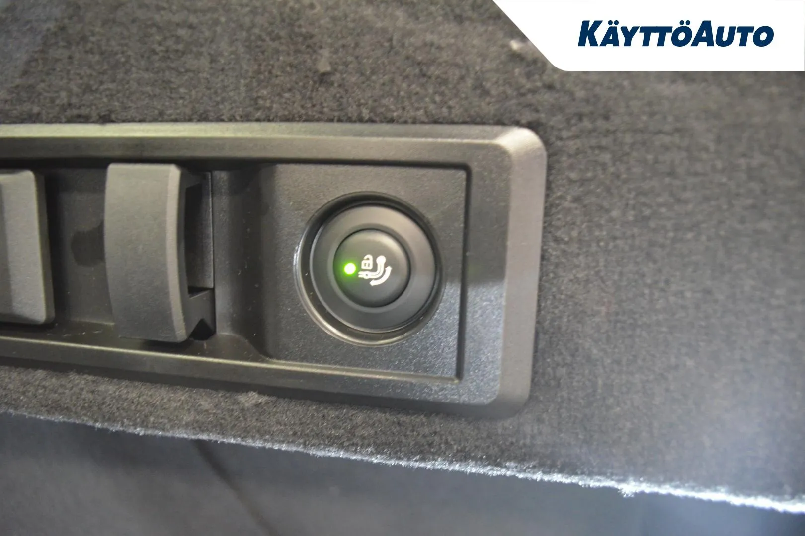 BMW i4 M60 XTR-773 carousel image