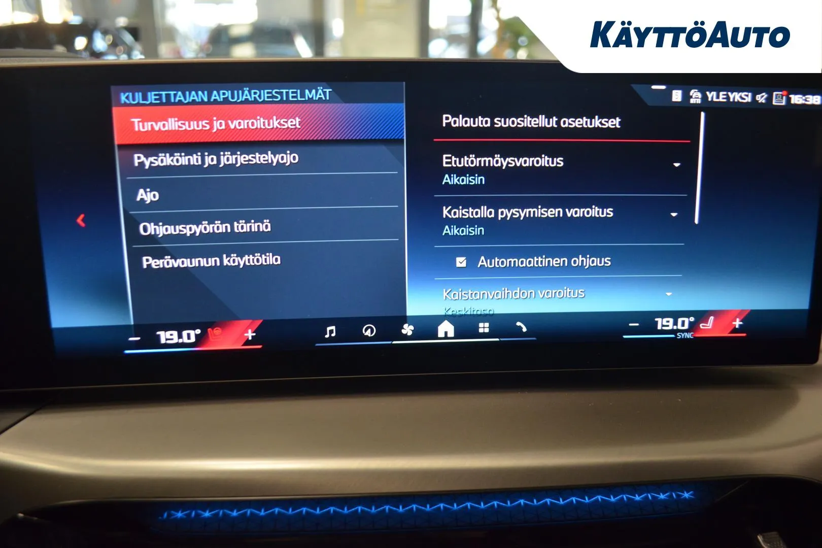 BMW i4 M60 XTR-773 carousel image