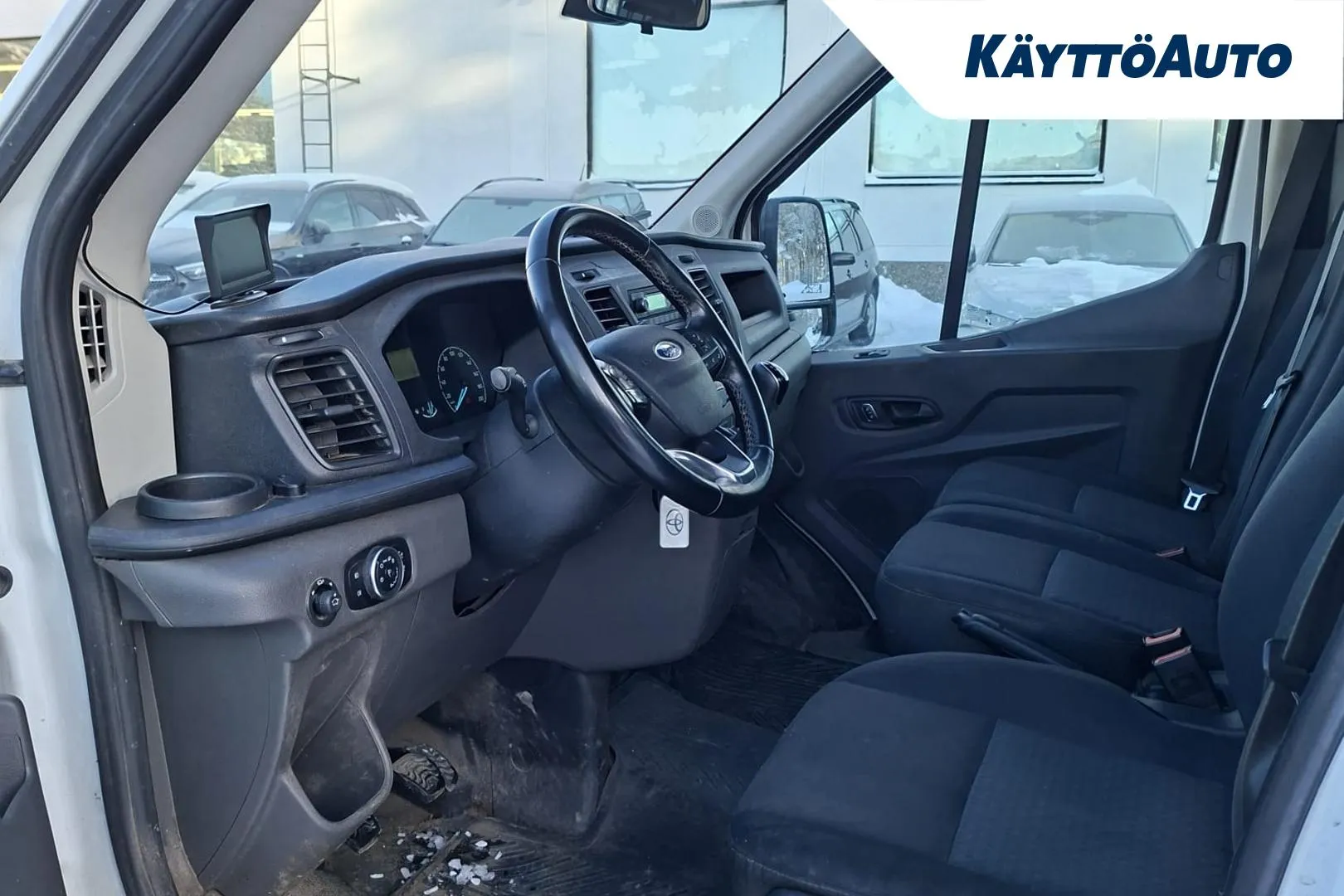 Ford Transit GOK-143 carousel image