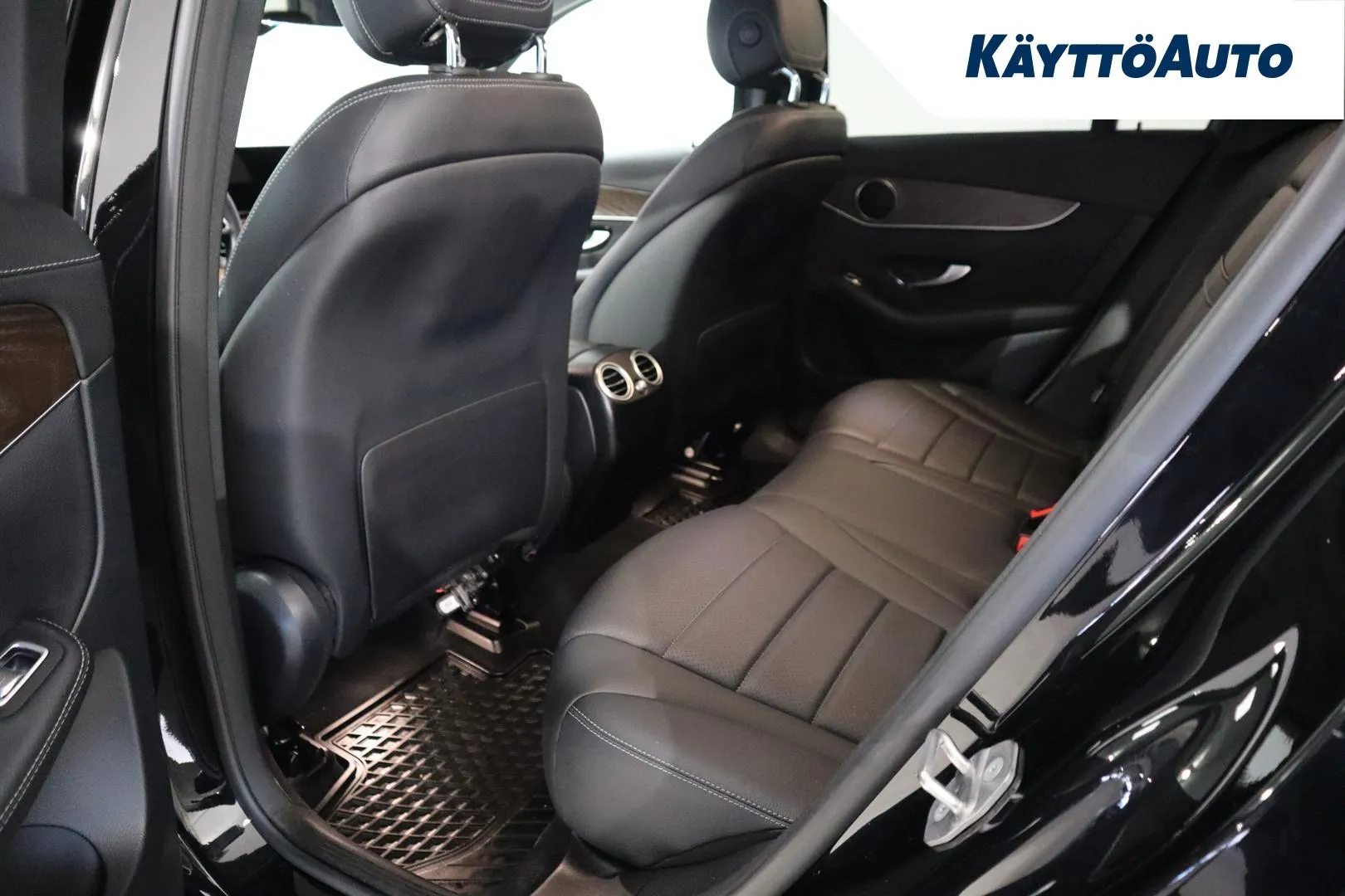 MERCEDES-BENZ GLC FOR-815 carousel image