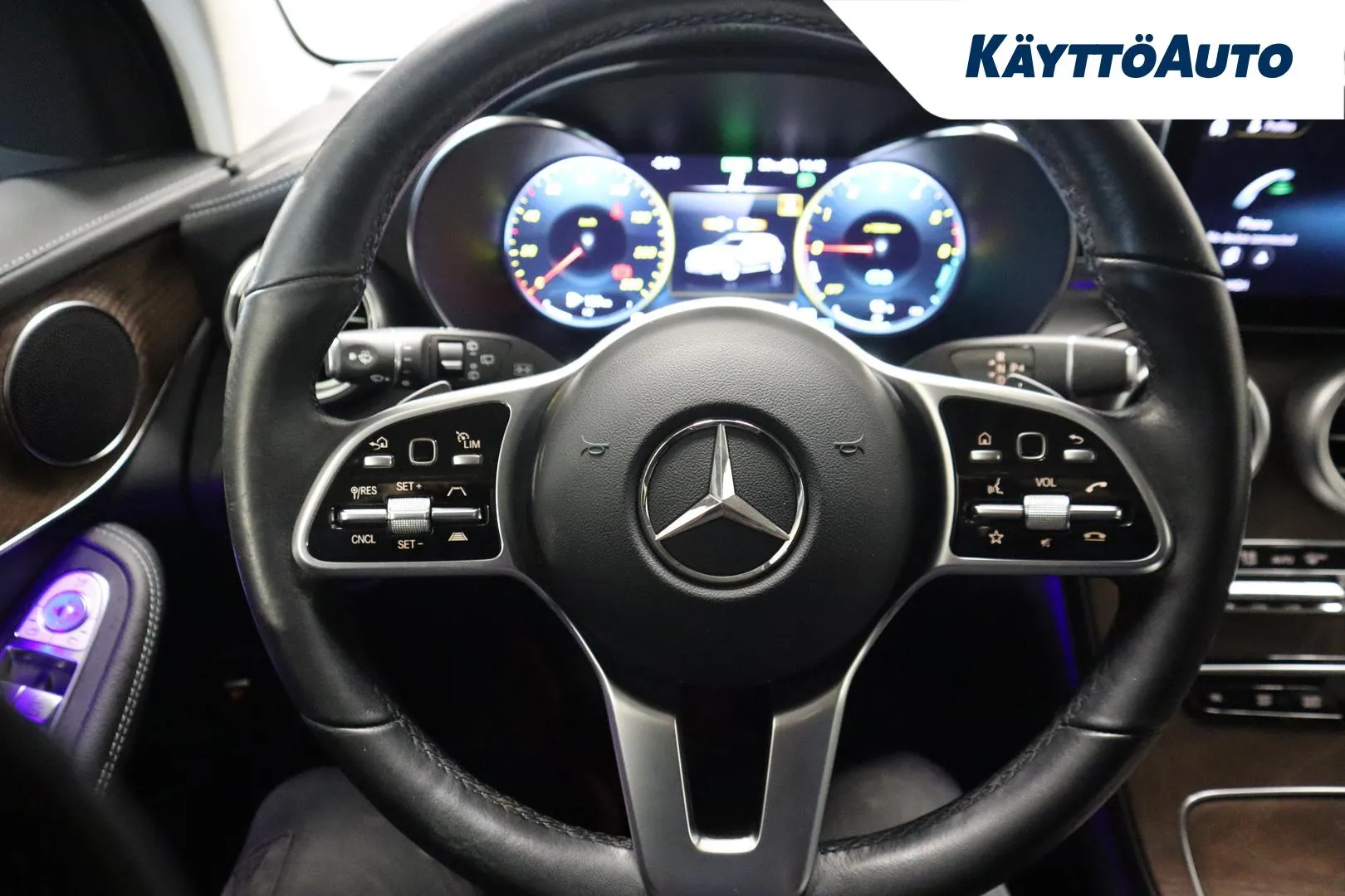 MERCEDES-BENZ GLC FOR-815 carousel image