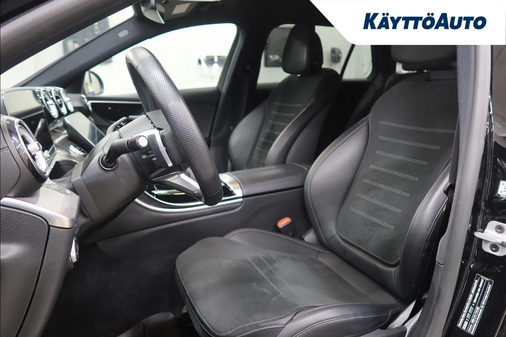 Mercedes-Benz C KUU-267 carousel image