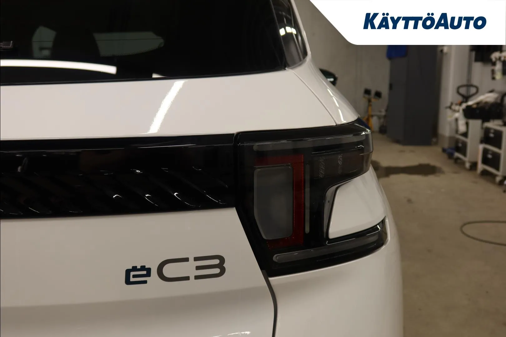 Citroen e-C3 Aircross XTN-321 carousel image