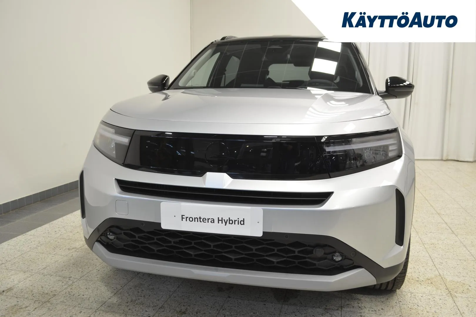 Opel Frontera XTS-653 carousel image