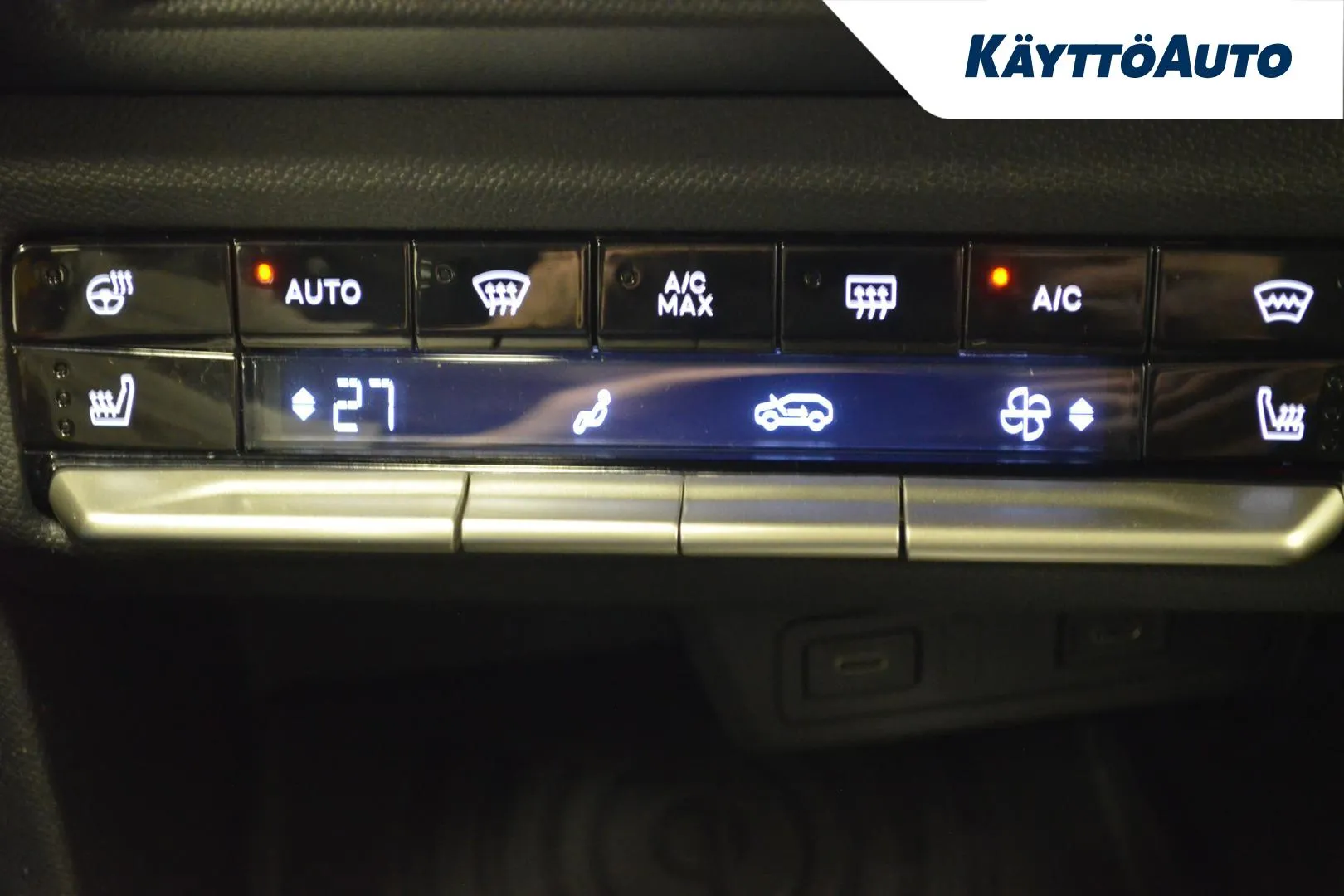 Opel Frontera XTS-653 carousel image