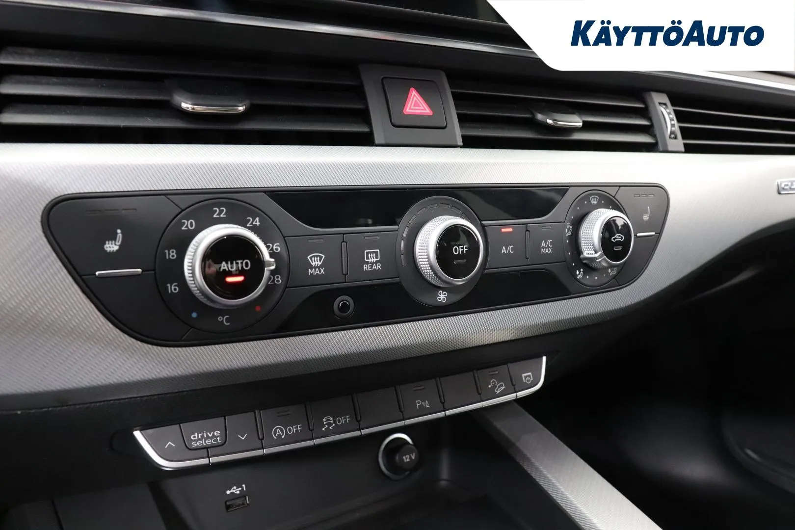 Audi A4 allroad quattro XUZ-119 carousel image