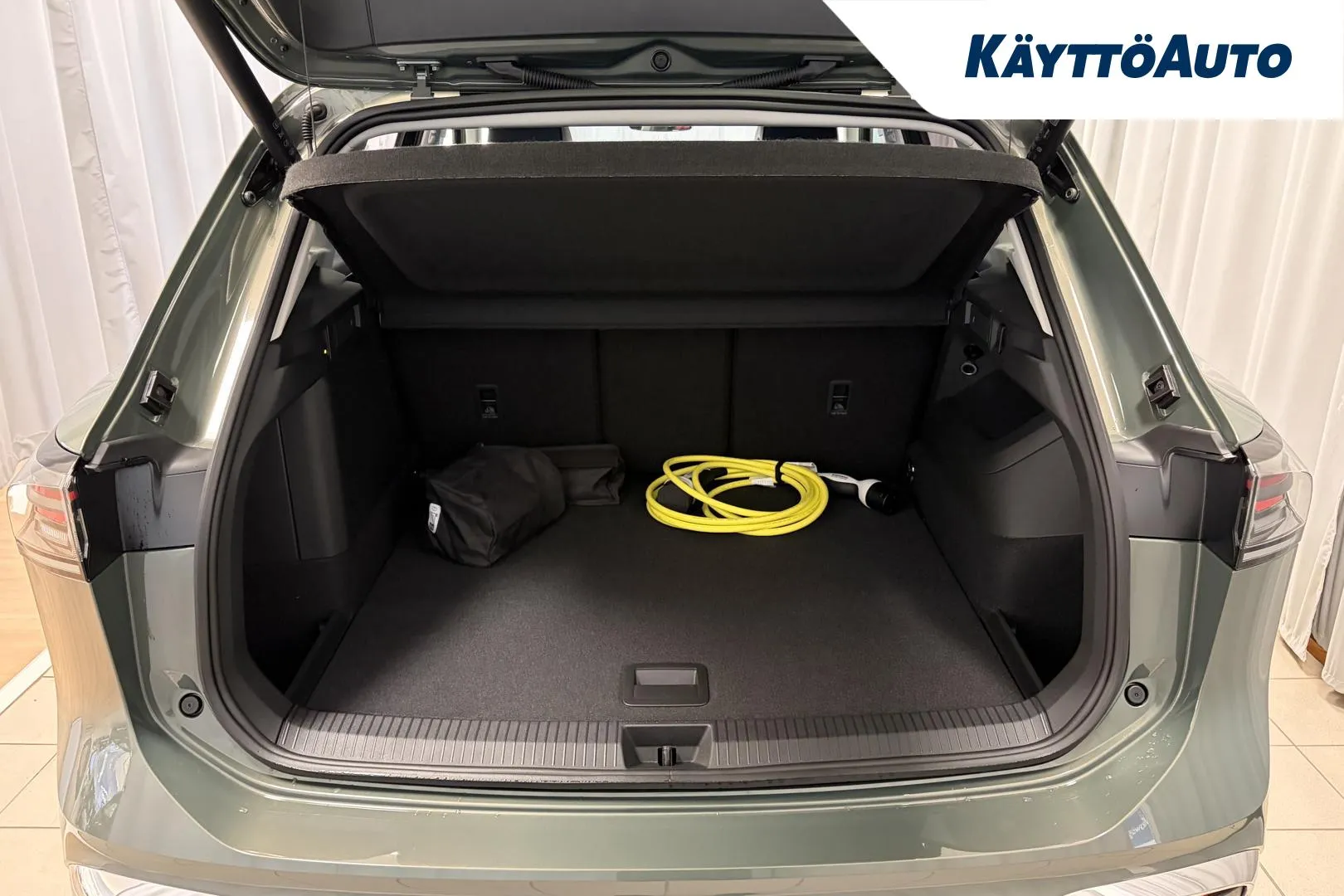 Volkswagen Tiguan RXS-252 carousel image