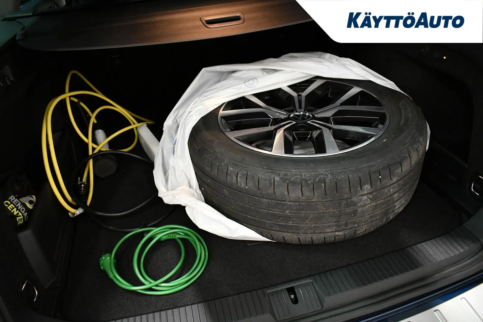 VOLKSWAGEN Passat GZV-511 carousel image