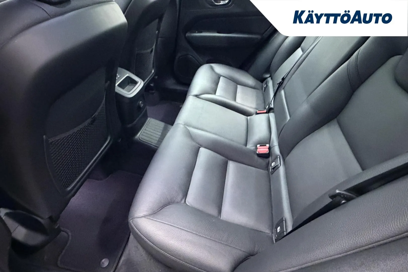 VOLVO XC60 FRH-318 carousel image