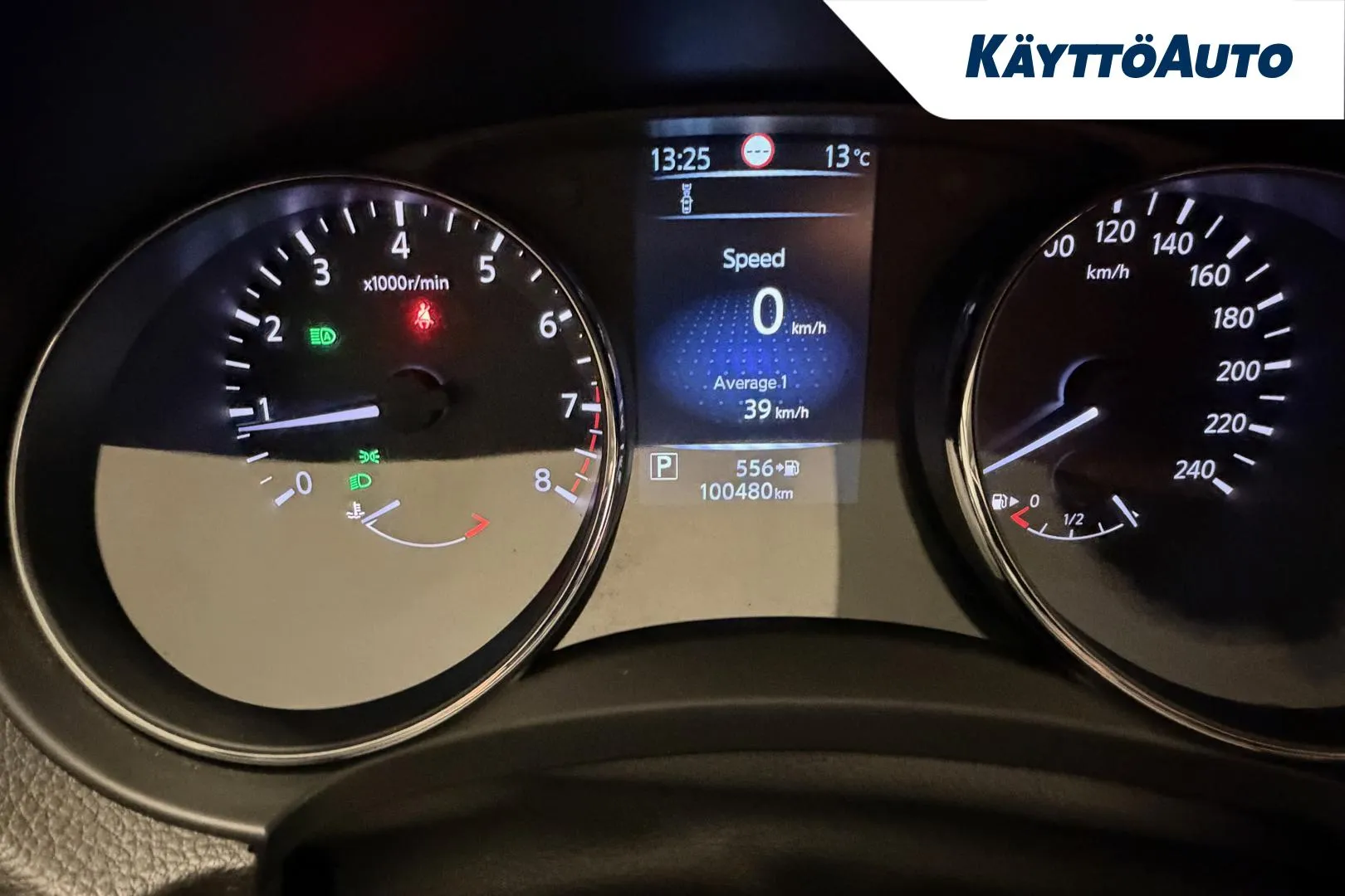 NISSAN Qashqai OVR-827 carousel image