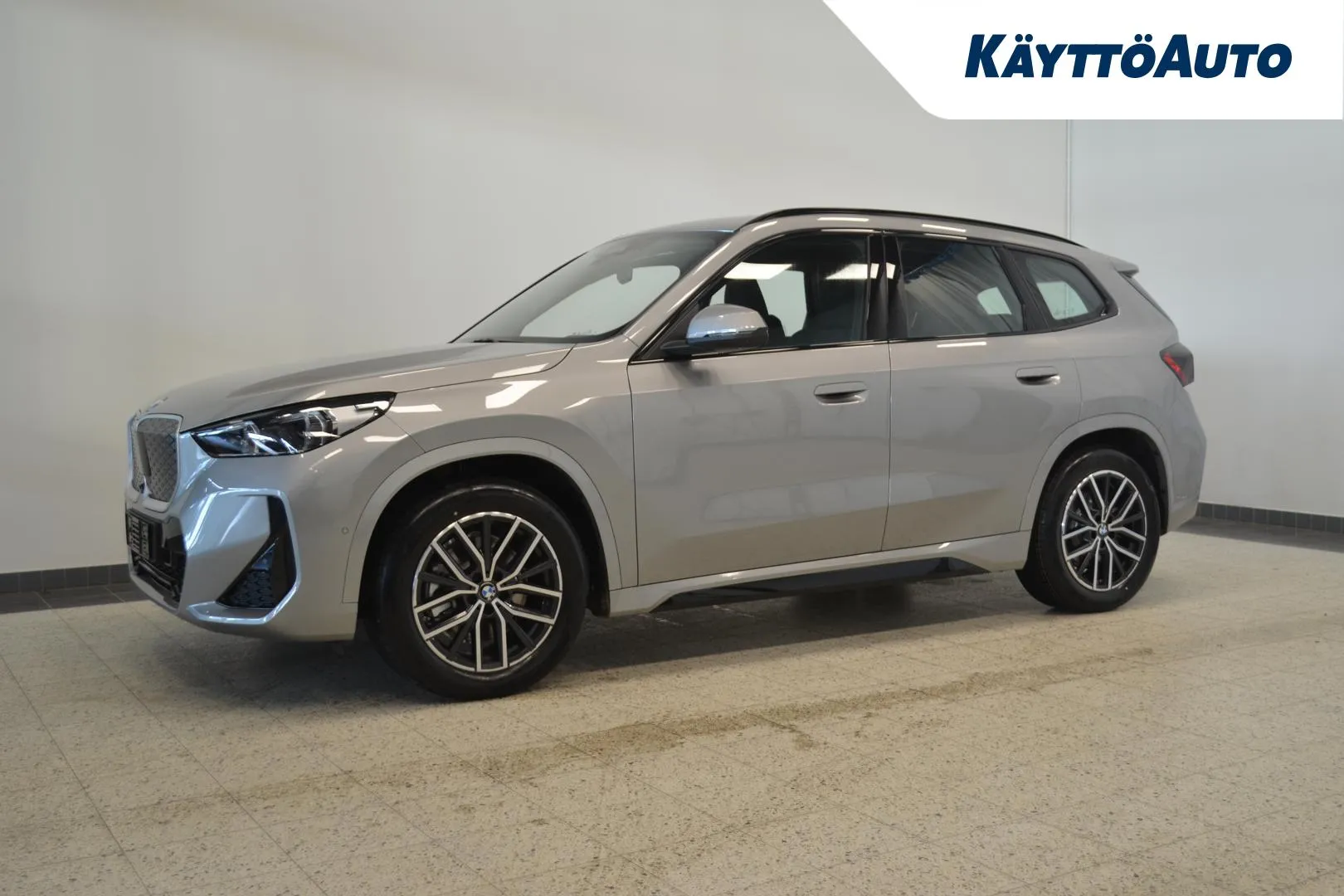 BMW iX1 XTR-277 carousel image