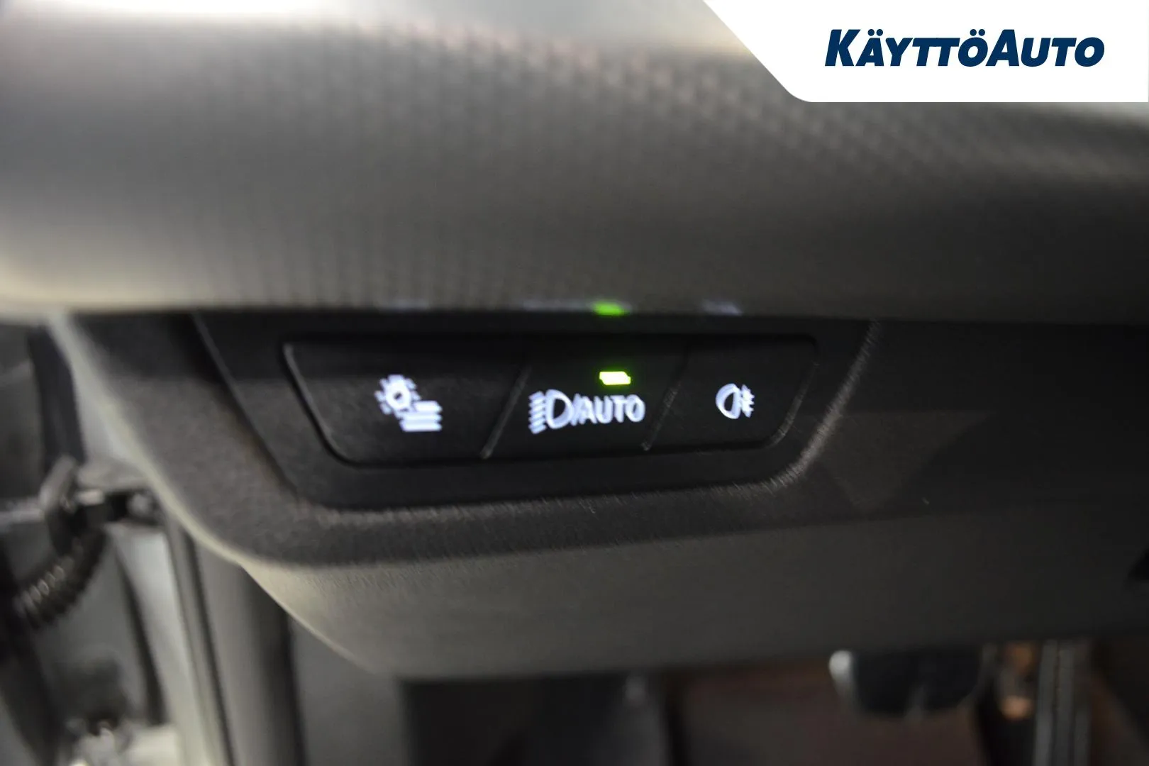 BMW iX1 XTR-277 carousel image