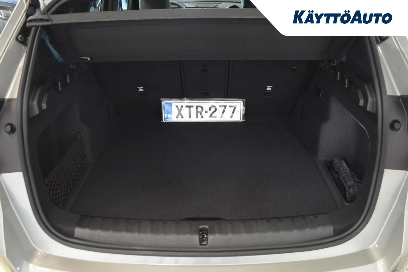 BMW iX1 XTR-277 carousel image