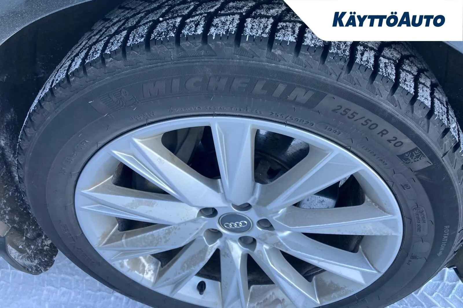 AUDI e-tron MYX-629 carousel image