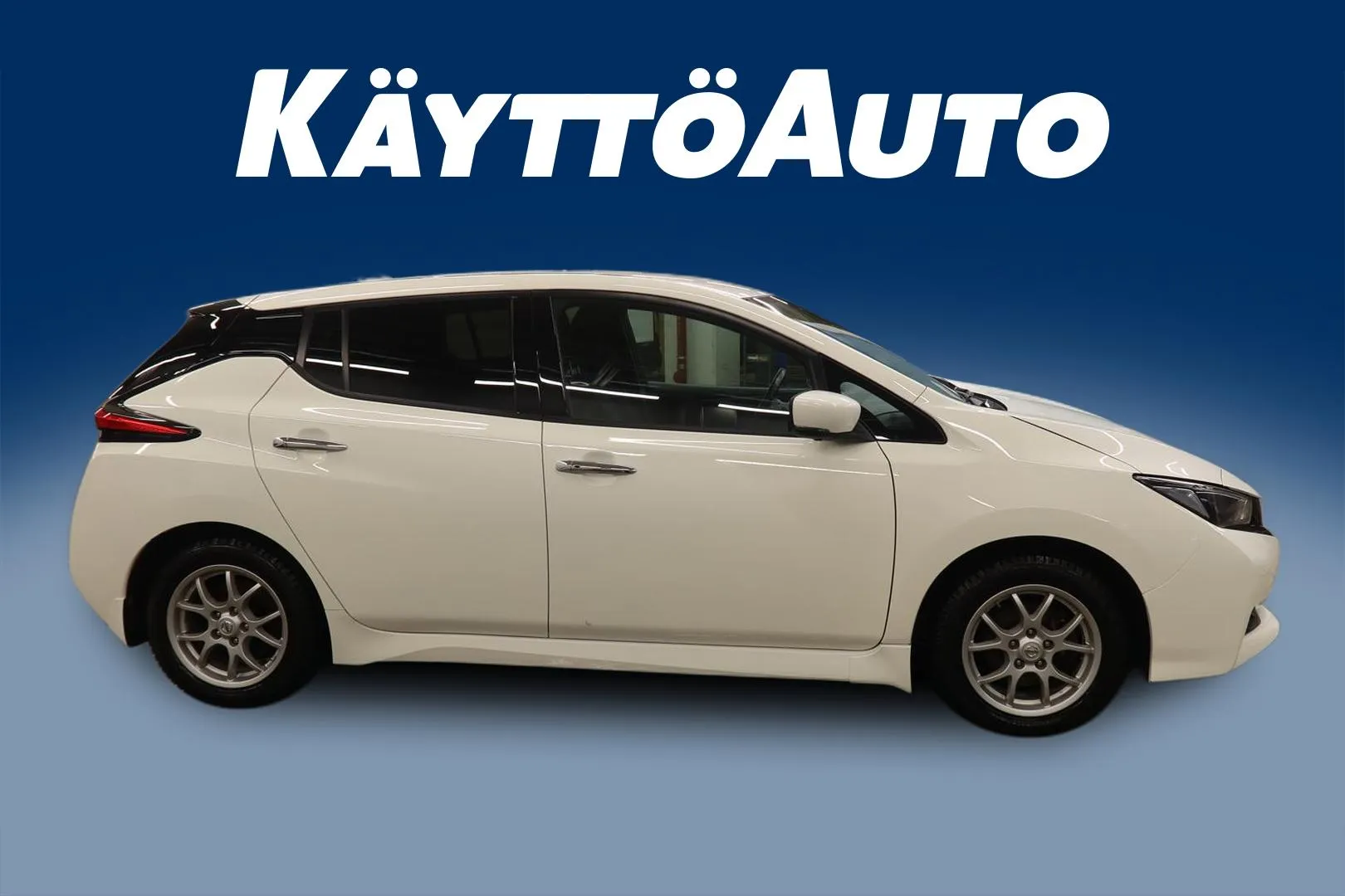 Nissan Leaf KUT-960 carousel image