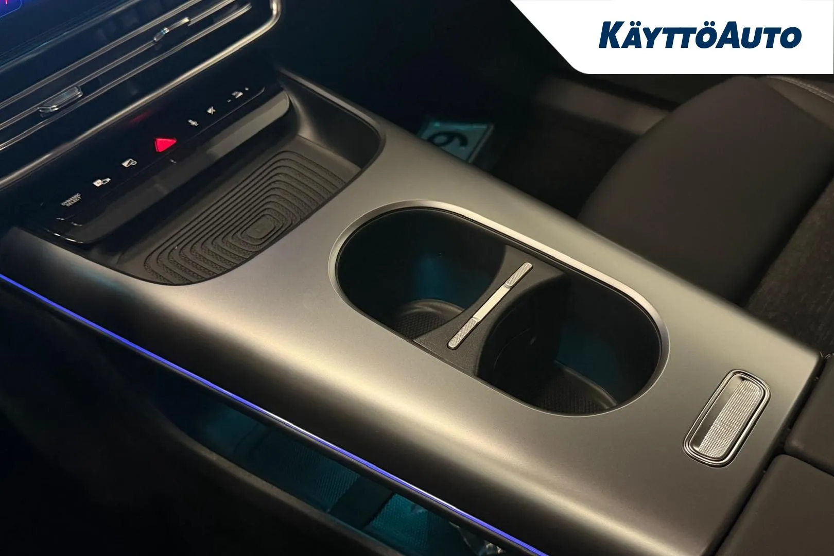 Mercedes-Benz CLA SRR-579 carousel image