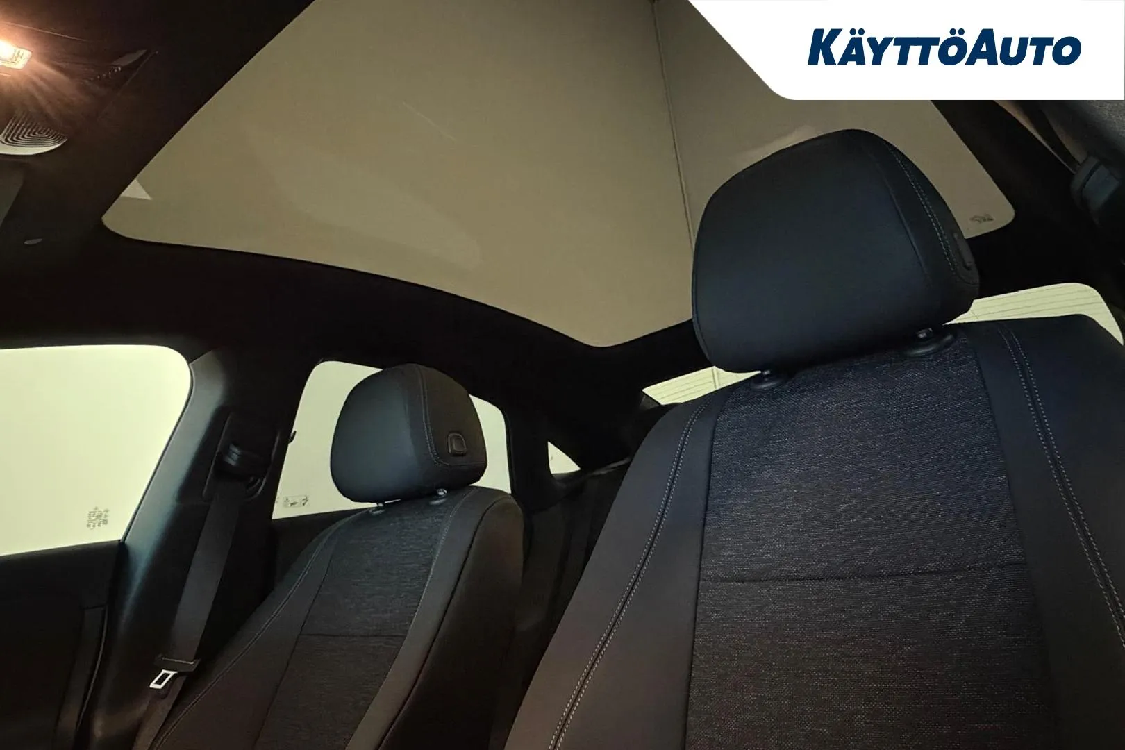 Mercedes-Benz CLA SRR-579 carousel image