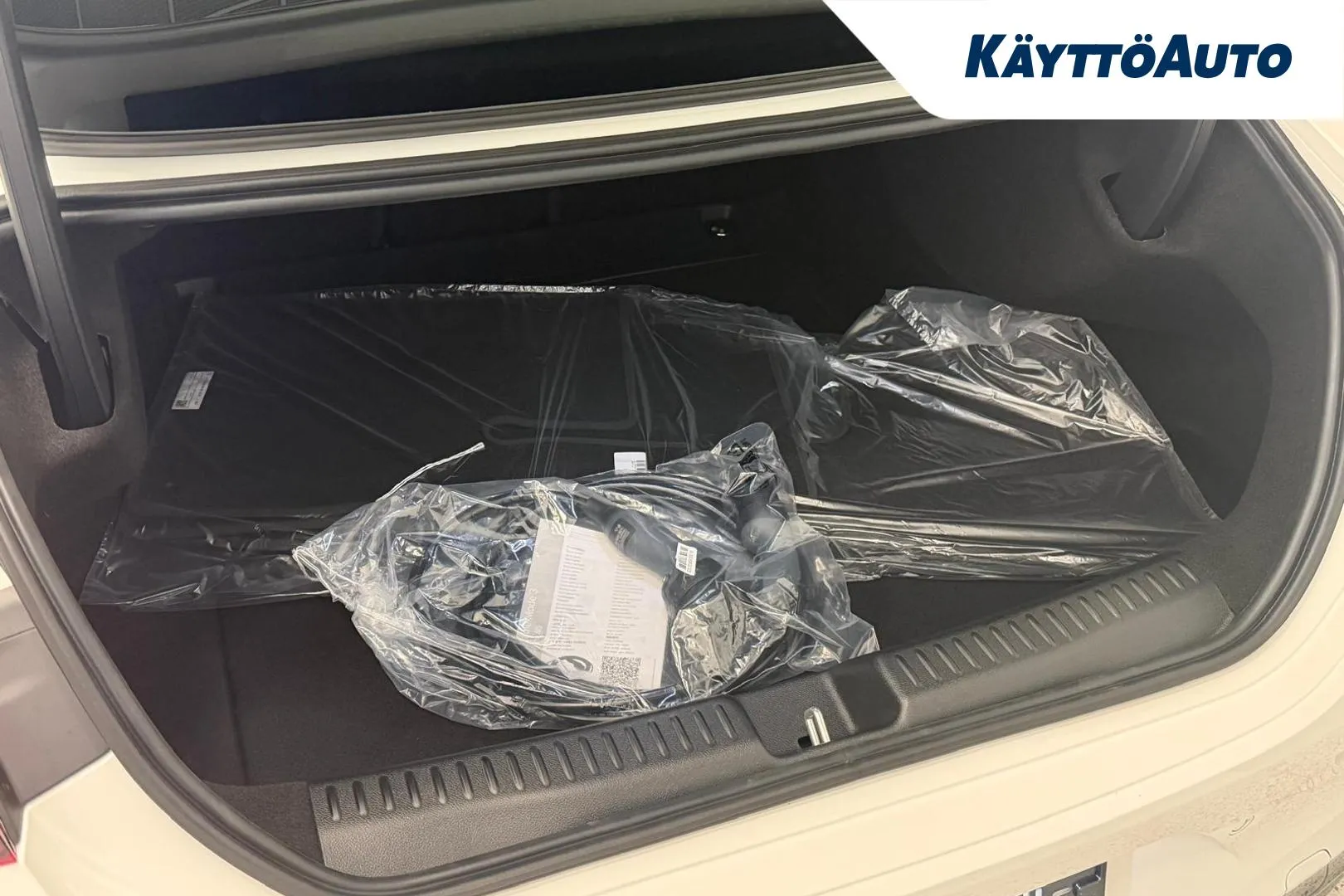 Mercedes-Benz CLA SRR-579 carousel image