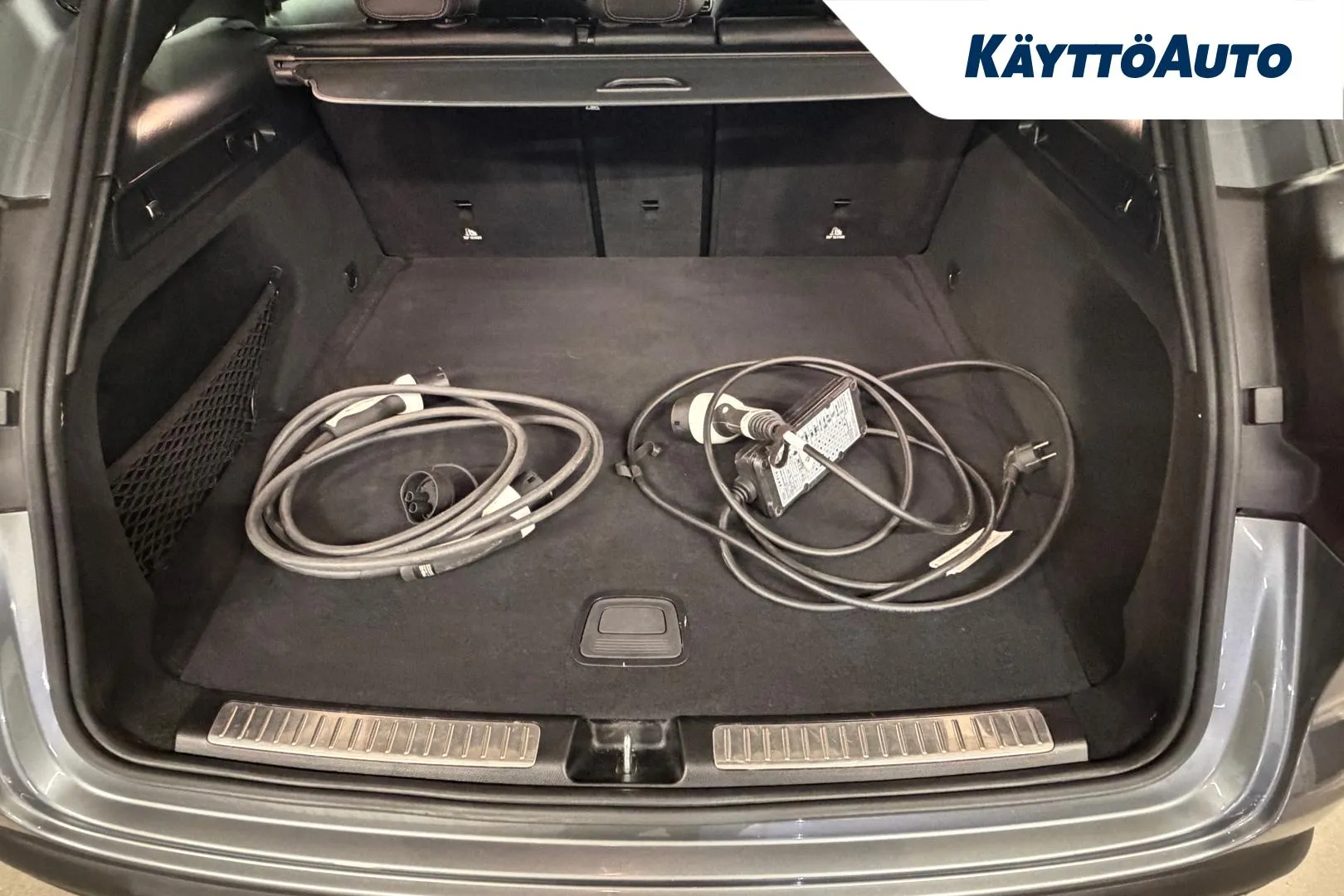 MERCEDES-BENZ EQC RVC-771 carousel image