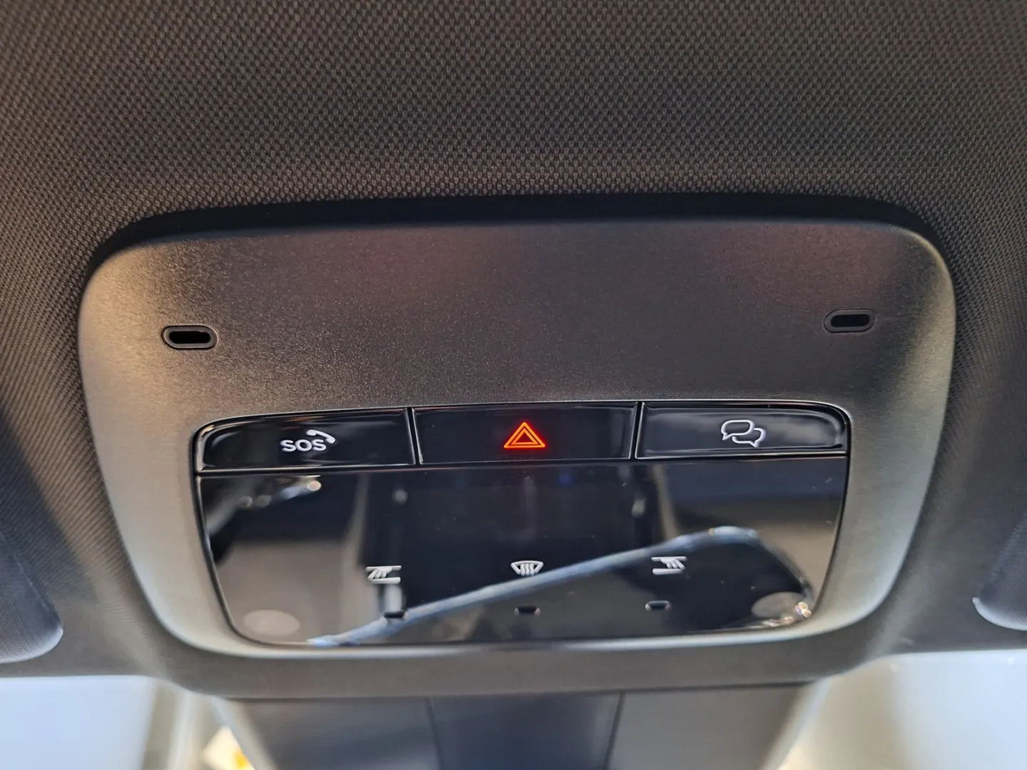 VOLVO EX30 RVO-292 carousel image