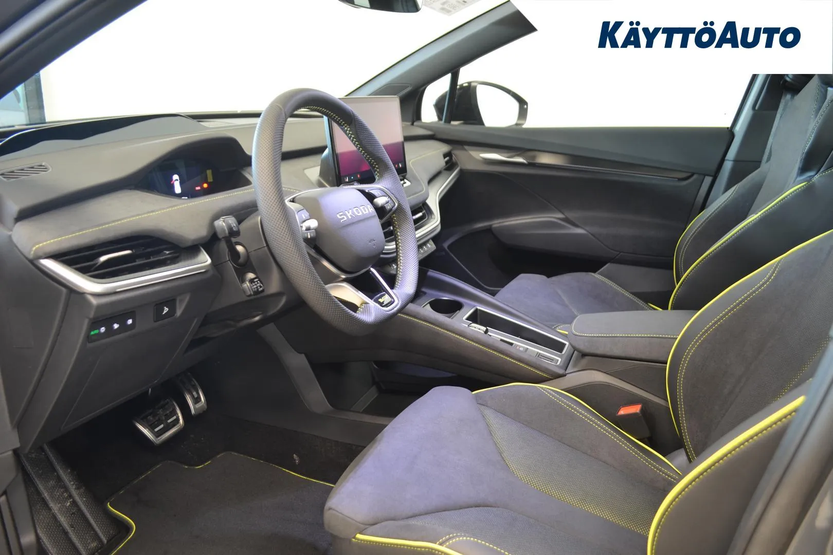 Skoda Enyaq XTS-638 carousel image