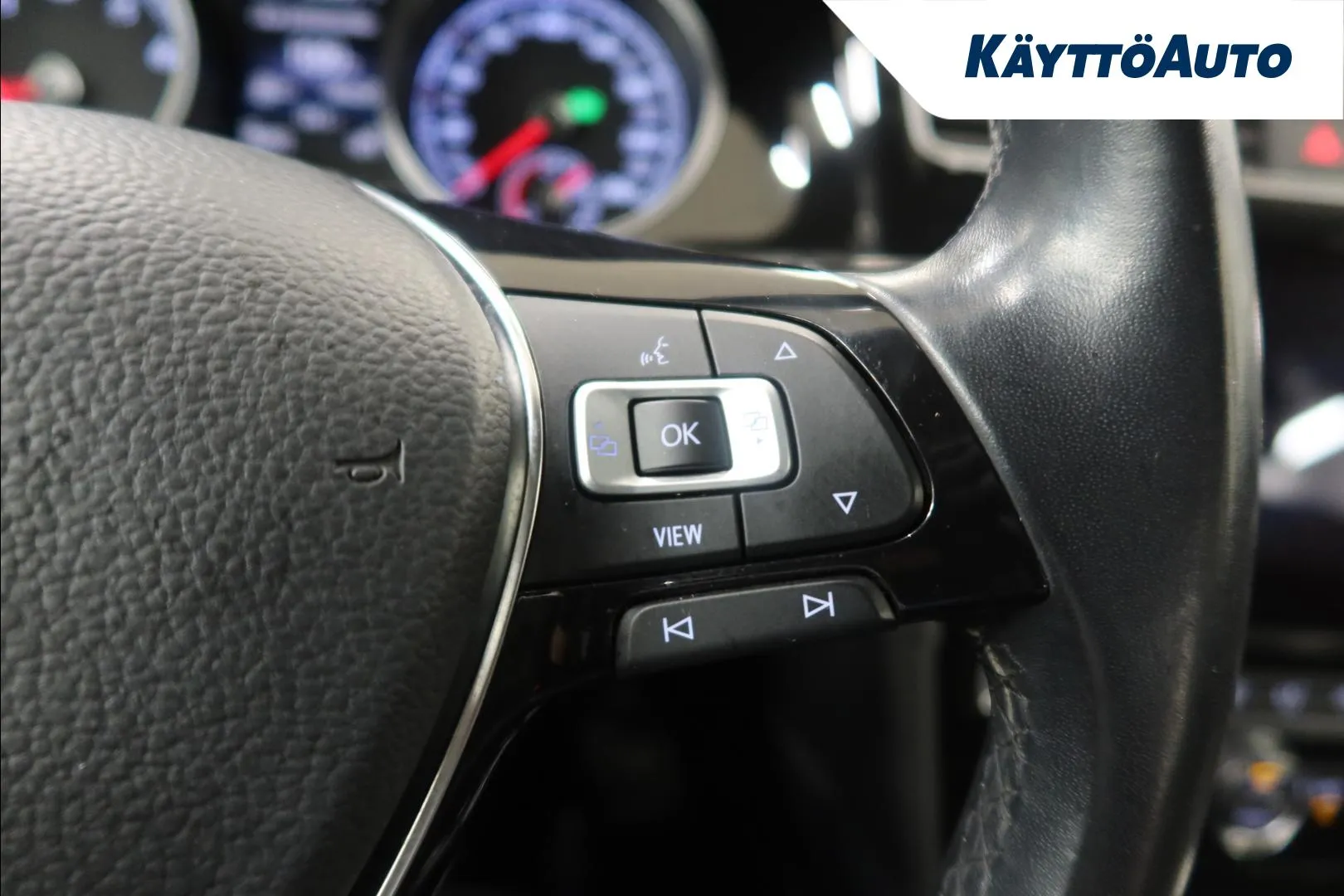 VOLKSWAGEN Golf CNI-431 carousel image