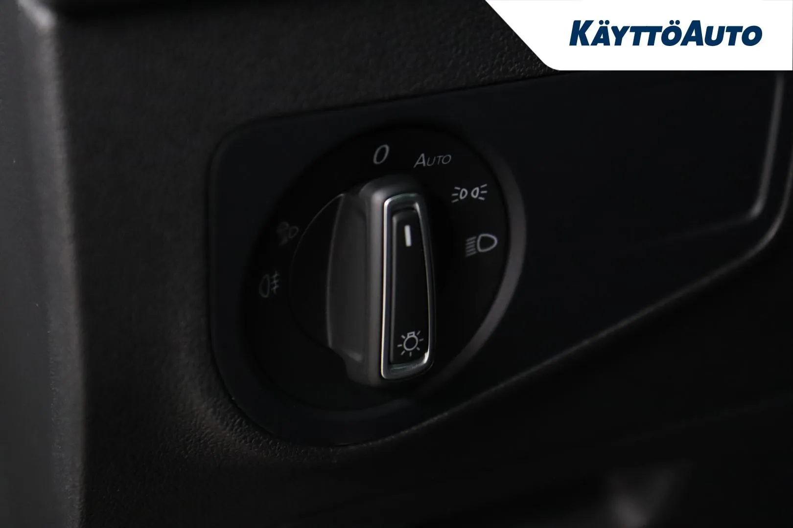 VOLKSWAGEN Tiguan XRT-112 carousel image