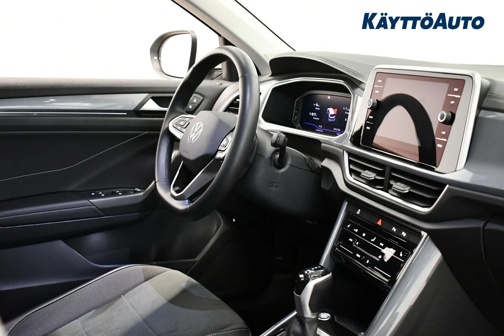 VOLKSWAGEN T-Roc JNK-636 carousel image