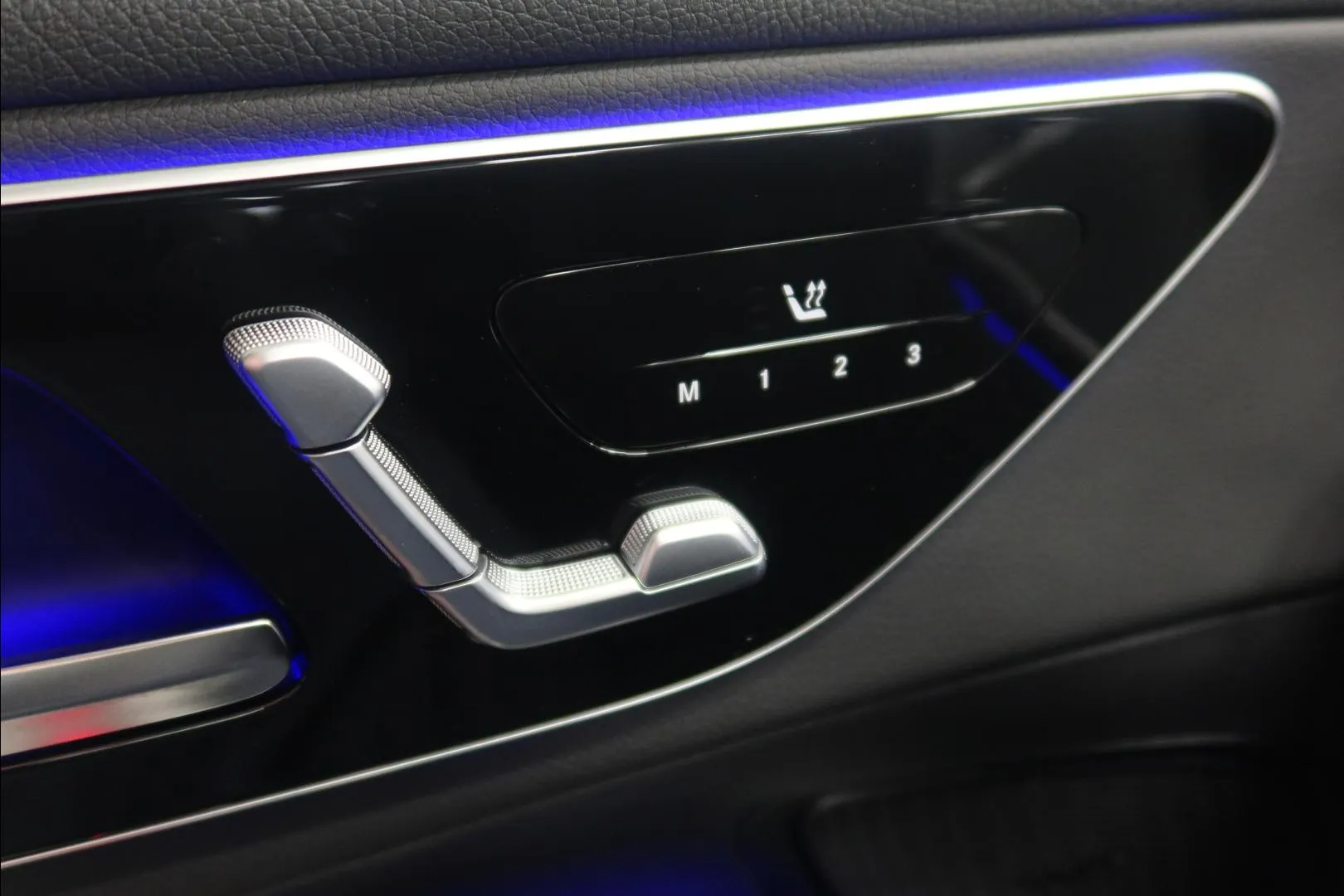 Mercedes-Benz GLC MRP-646 carousel image