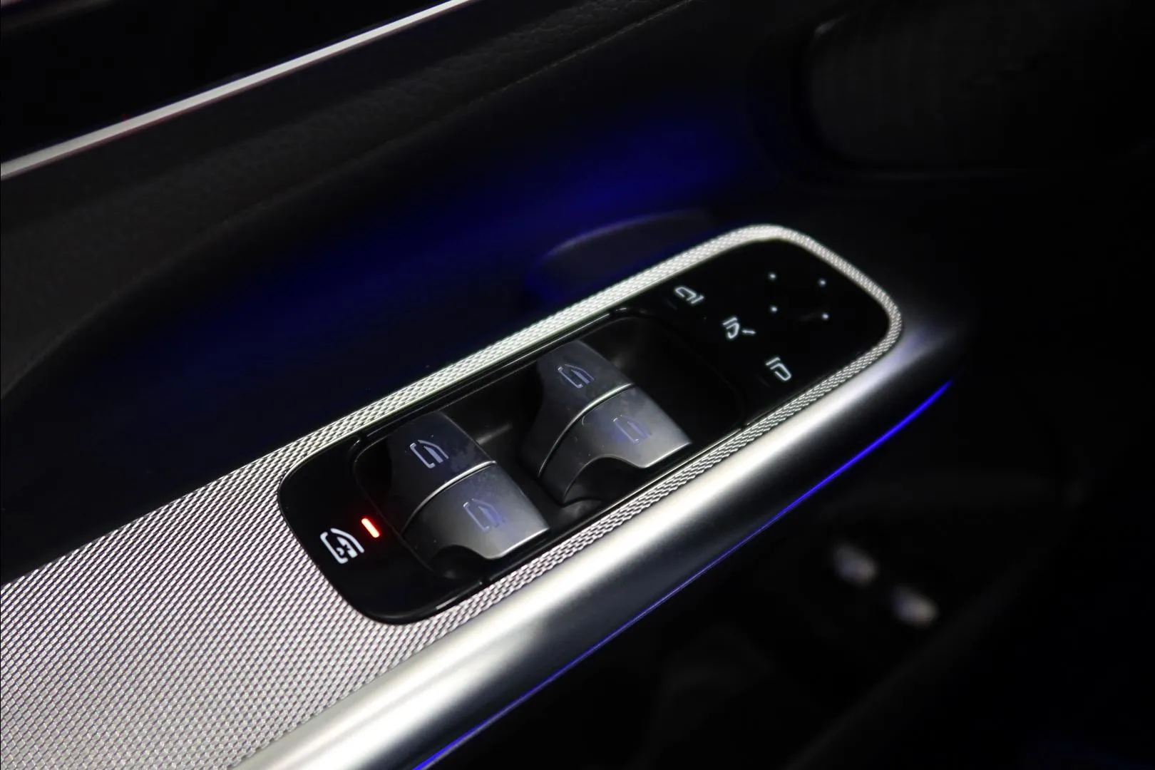 Mercedes-Benz GLC MRP-646 carousel image